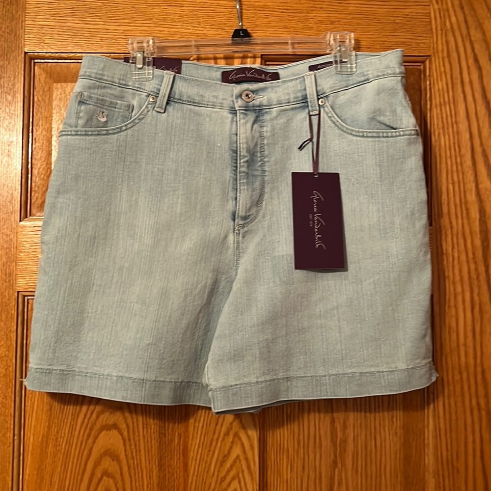 Gloria Vanderbilt Women’s Jean Shorts